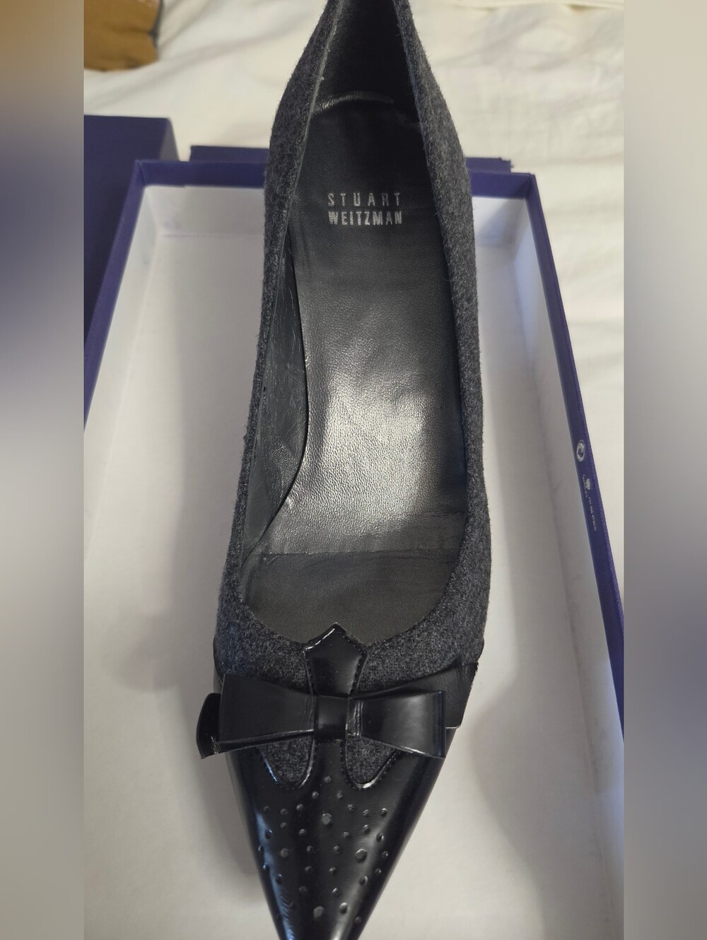 Stuart Weitzman  Stuart Weitzman Wingtip Fall Winter Kitten Heels 8.5